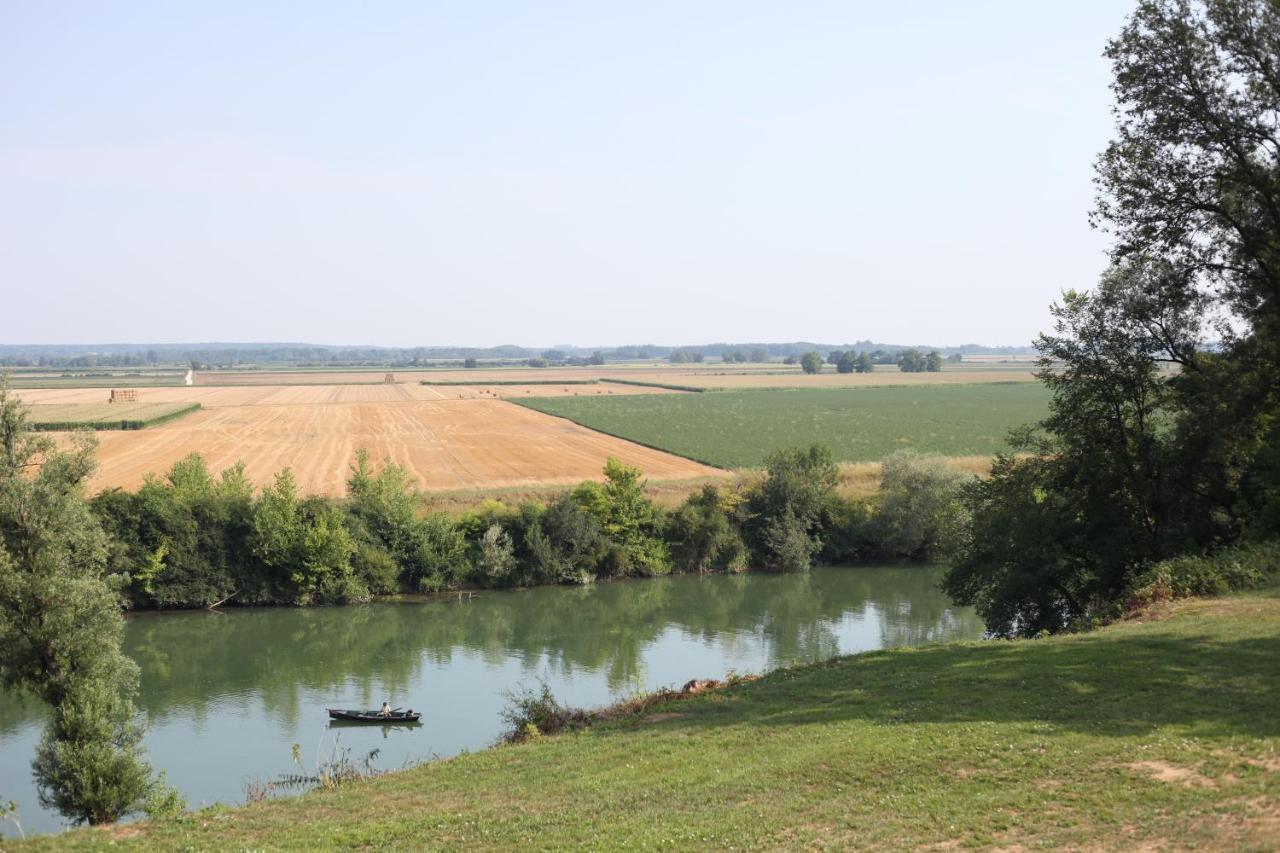 Le Relais Du Doubs En Bourgogne Bed & Breakfast Ciel Dış mekan fotoğraf